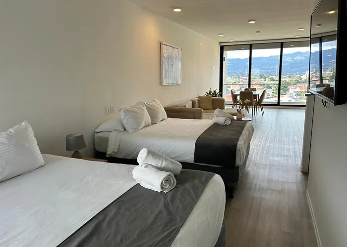 Bee Suites San Jose - Escalante